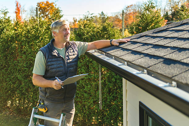 Professional Roofing technician working in Pasadena, CA